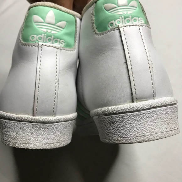 Adidas High Top shoes - Picture 5 of 7